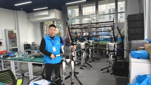 师徒并肩，匠心筑梦——疆灵科技深耕智能装备维修培训