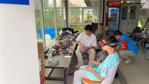驭风而上，筑梦蓝天：疆灵科技的青少年穿越机运动新图景